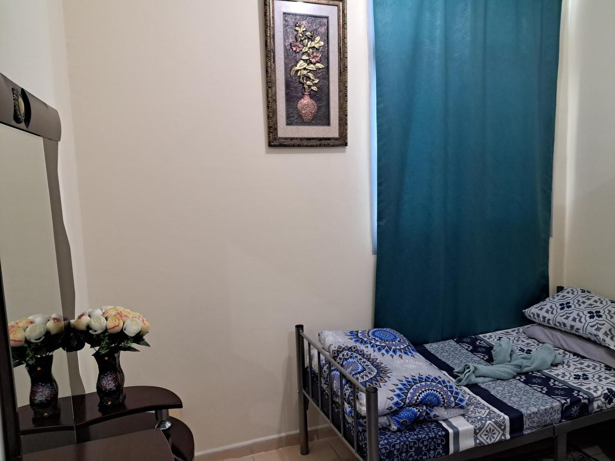 Top House Hostel Αμπού Ντάμπι Εξωτερικό φωτογραφία
