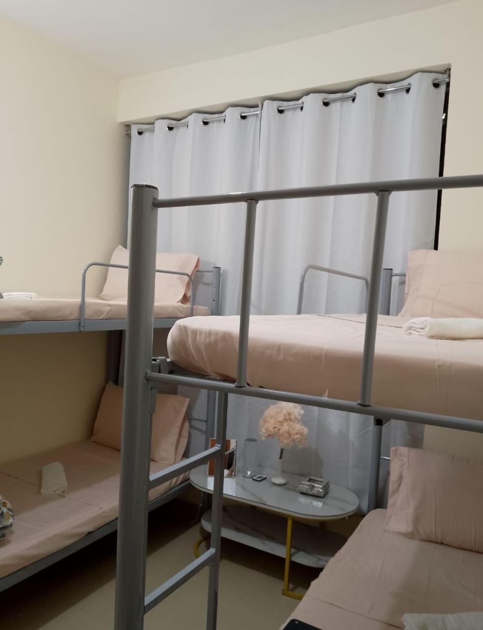 Top House Hostel Αμπού Ντάμπι Εξωτερικό φωτογραφία